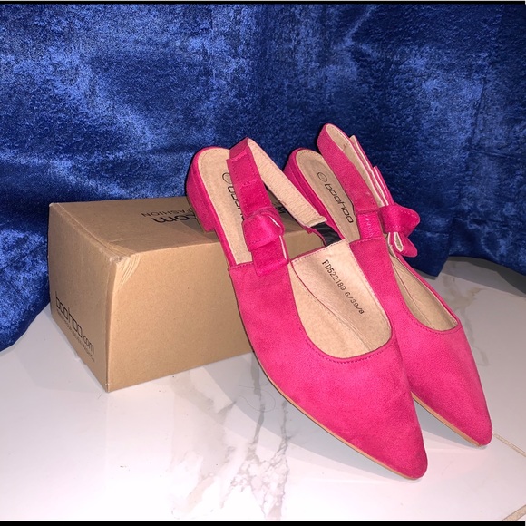 BOOHOO FLATS - Picture 3 of 3